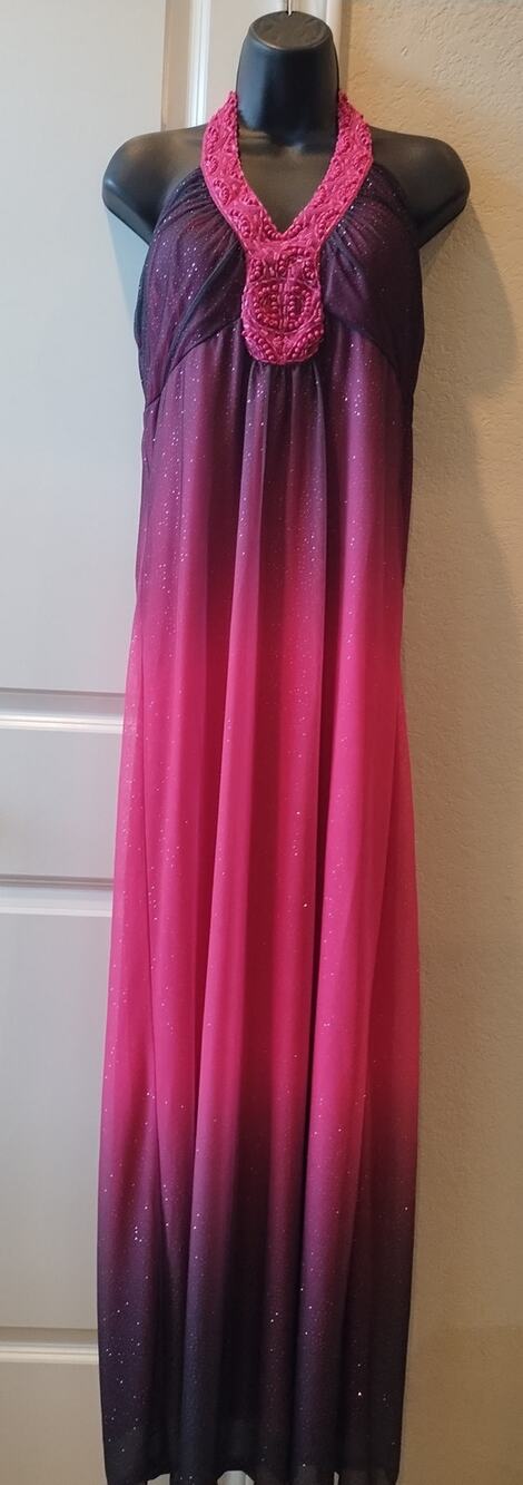 Roulette Women's Two tones halter sleeveless backless maxi dress Size 12.